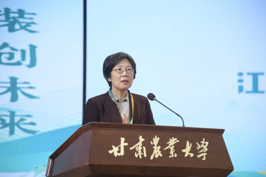 07李红.jpg